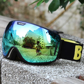 Résistance à l'impact reflétée en forme de coeur populaire d'éraflure de lunettes de neige anti fournisseur