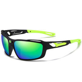 Lentille multicouche à haute densité adaptée aux besoins du client de revêtement de lunettes de soleil polarisée par couleur fournisseur