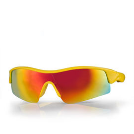Astuce de bras de silicone de glissement de lentille interchangeable de PC de lunettes de soleil polarisée par couleur jaune anti fournisseur