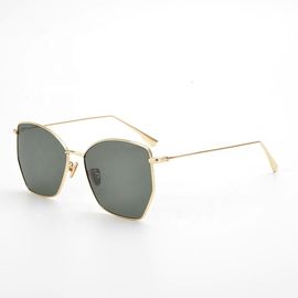 Résistance à la corrosion matérielle polarisée d'acier inoxydable de lunettes de soleil de mode de vie bonne fournisseur