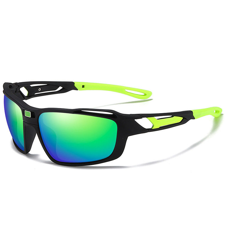 Lentille multicouche à haute densité adaptée aux besoins du client de revêtement de lunettes de soleil polarisée par couleur fournisseur